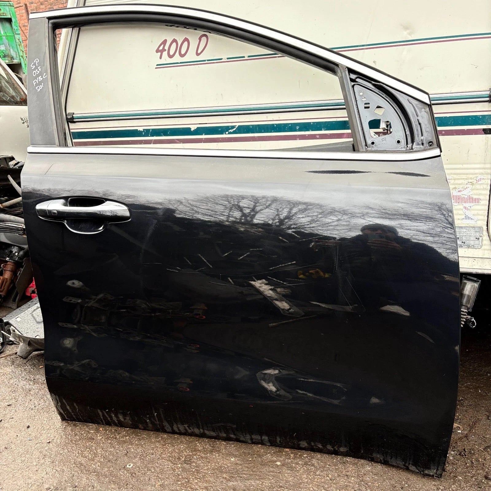 KIA SPORTAGE MK4 QL 16-21 5DR FRONT RIGHT DRIVER DOOR COMPLETE BLACK FREE P&P