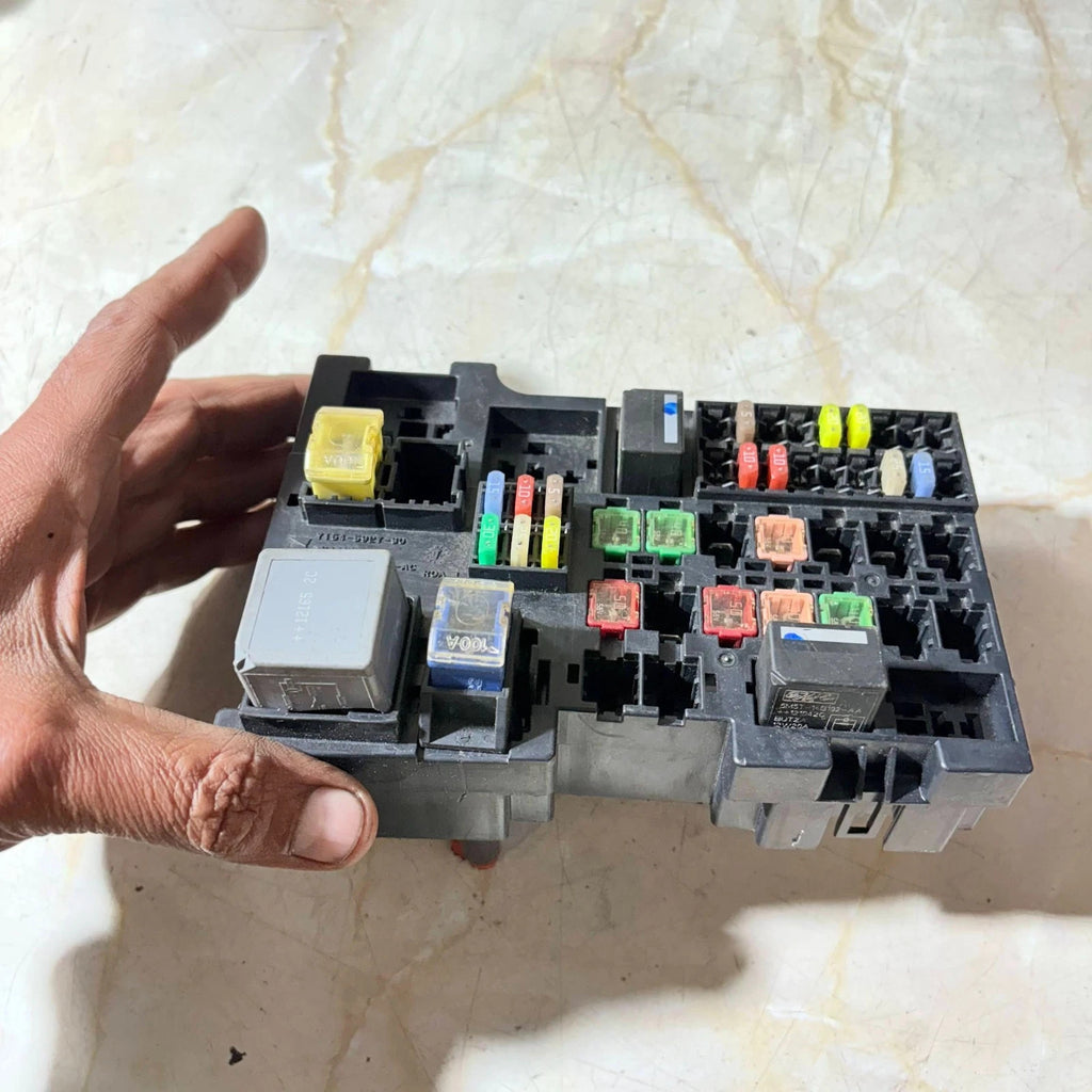 Jaguar XF X250 2.2D 224DT 2011-2015 Interior CJB BCM Fuse Box FJ51-14B476-AA RHD