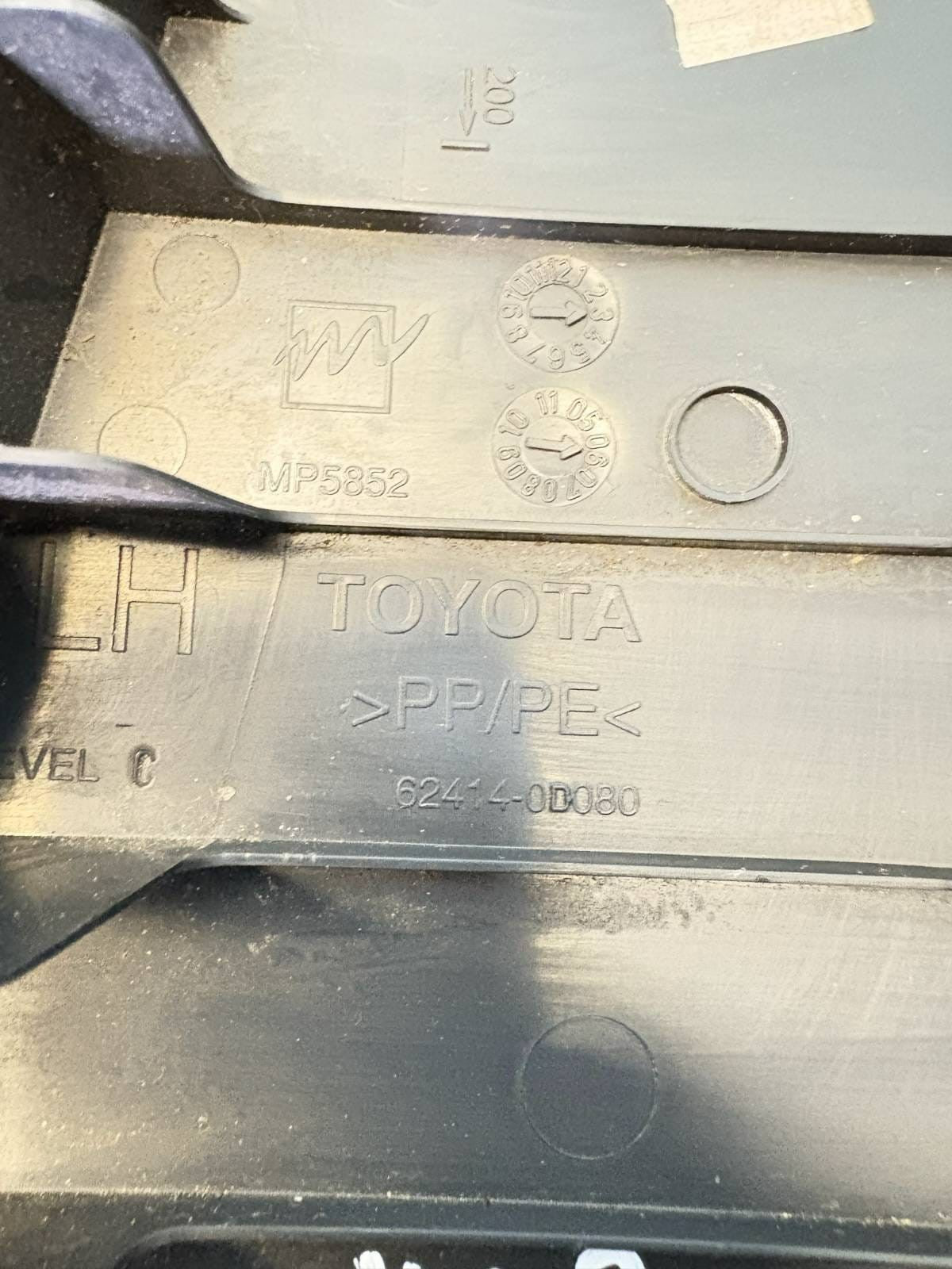 TOYOTA YARIS MK2 2009 LEFT SIDE CENTER INTERIOR PILLAR COVER TRIM 62414-0D080