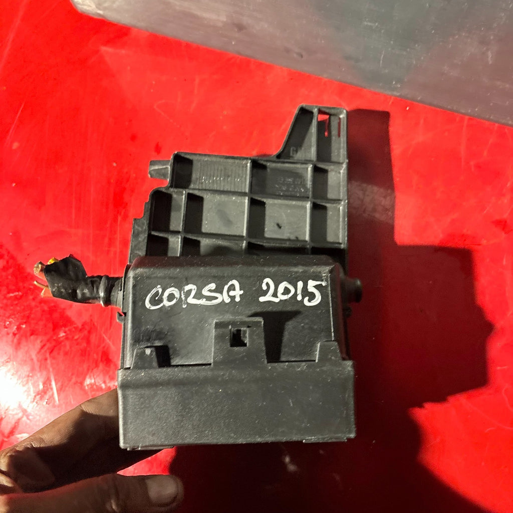 13359061 Fuse box for Opel Corsa 2015
