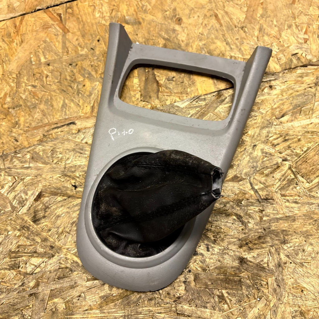 Nissan Pixo 2009-2014 Gear Stick Surround Trim Panel Centre Console 75860-68K0