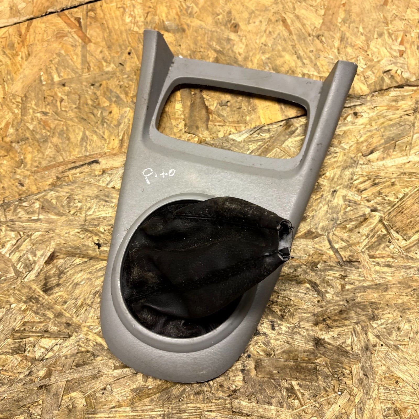 Nissan Pixo 2009-2014 Gear Stick Surround Trim Panel Centre Console 75860-68K0