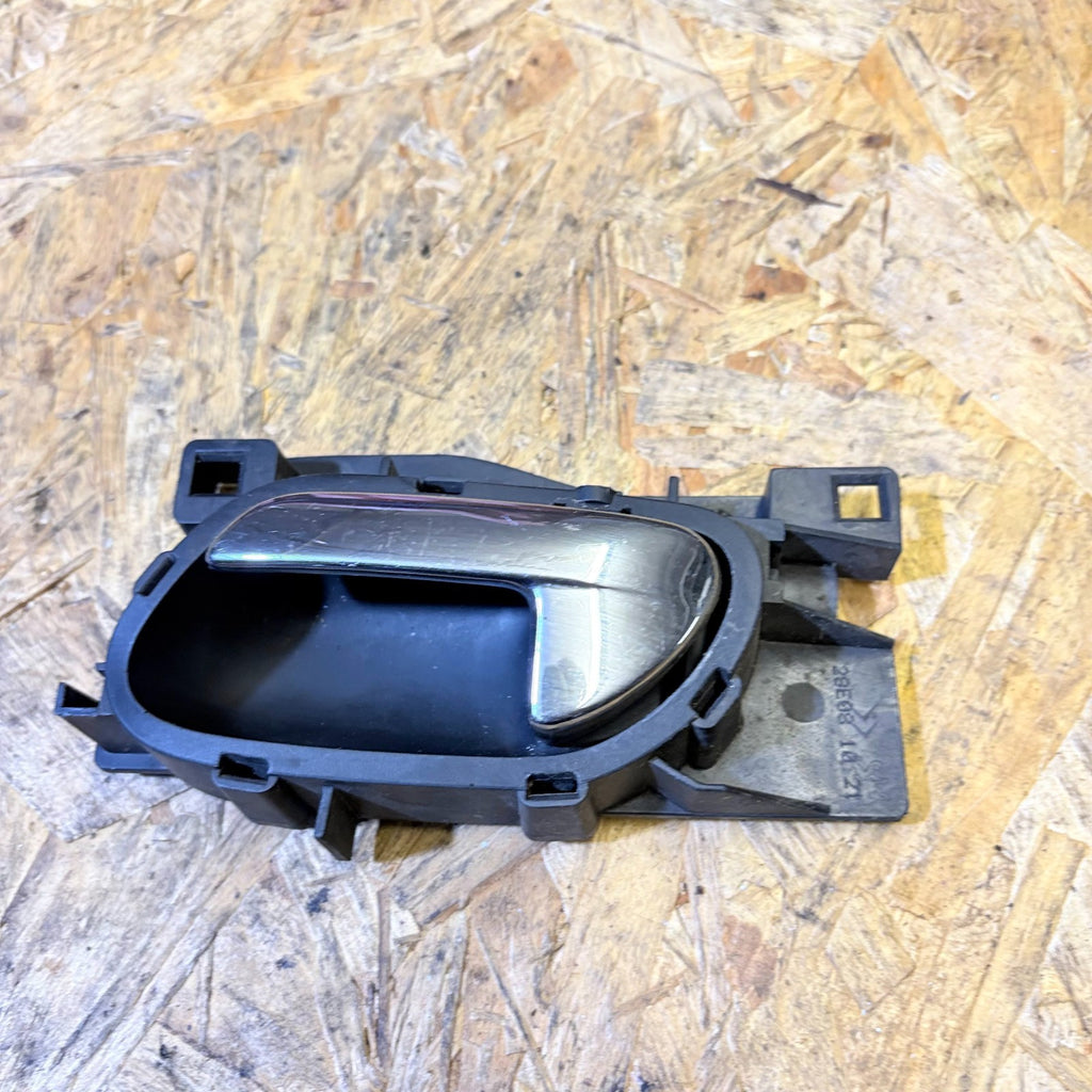 PEUGEOT 407 2008 Rear Left Inner Opening Handle 100187387