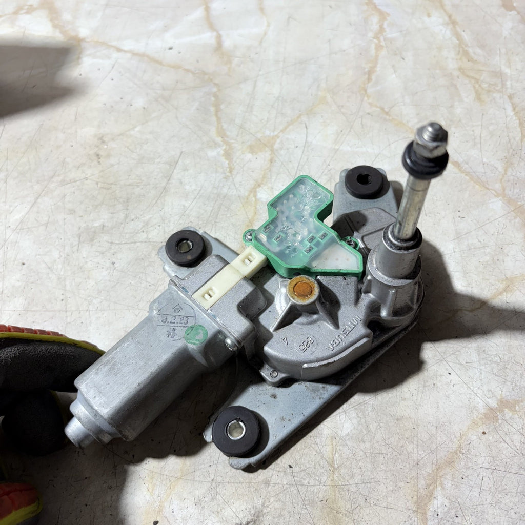 Mitsubishi Lancer 2007-2017 Rear Windscreen Wiper Motor Hatchback
