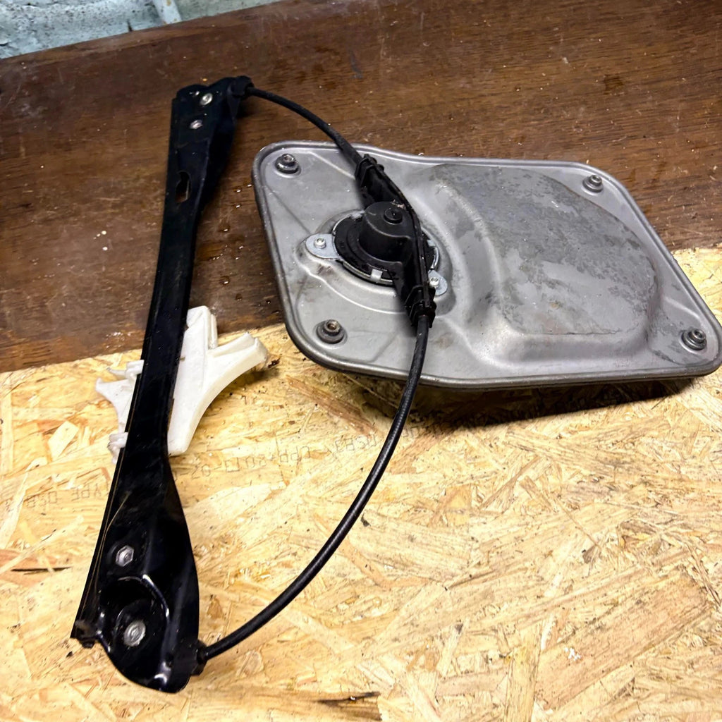 Skoda Fabia Mk2 5J 2007-2014 Rear Left Manual Window Regulator 5J4839401B