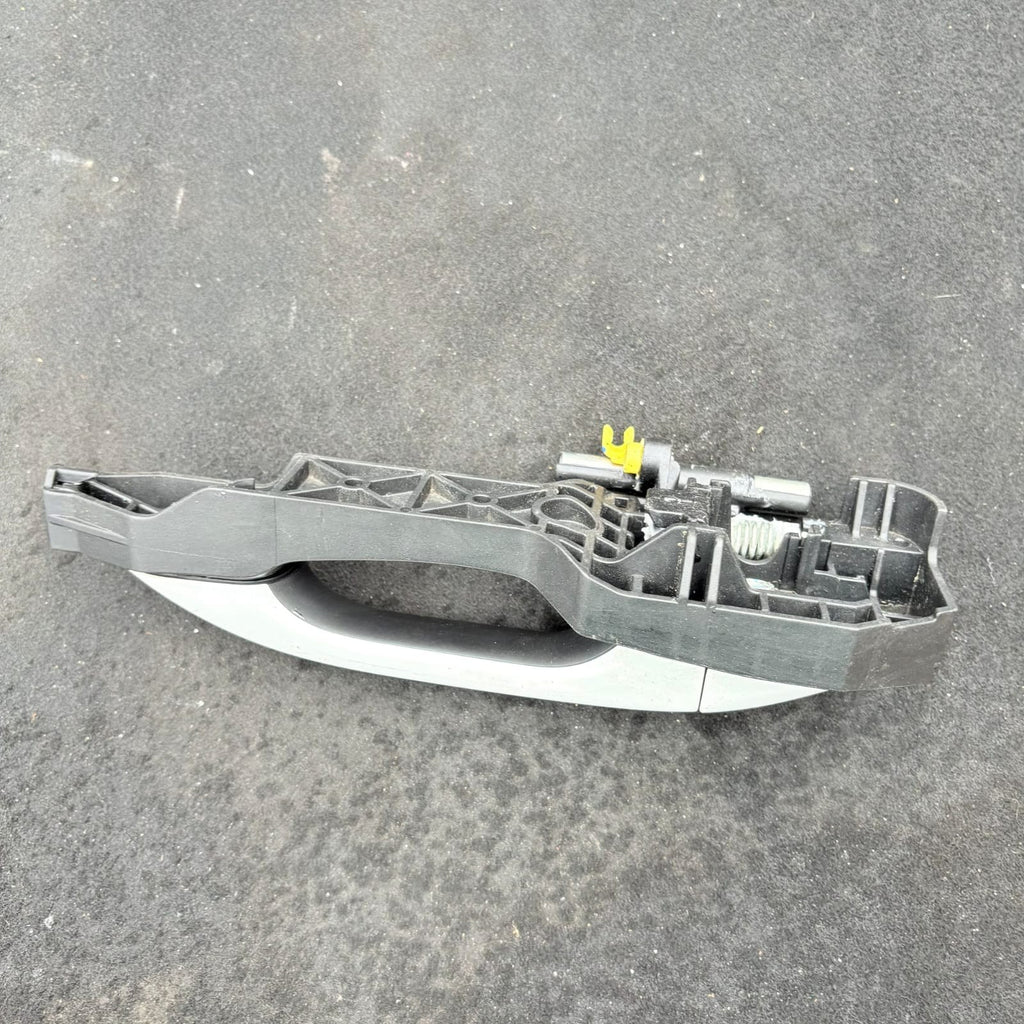 HYUNDAI I10 2013-2019 REAR RIGHT OFFSIDE OUTER DOOR HANDLE 83660