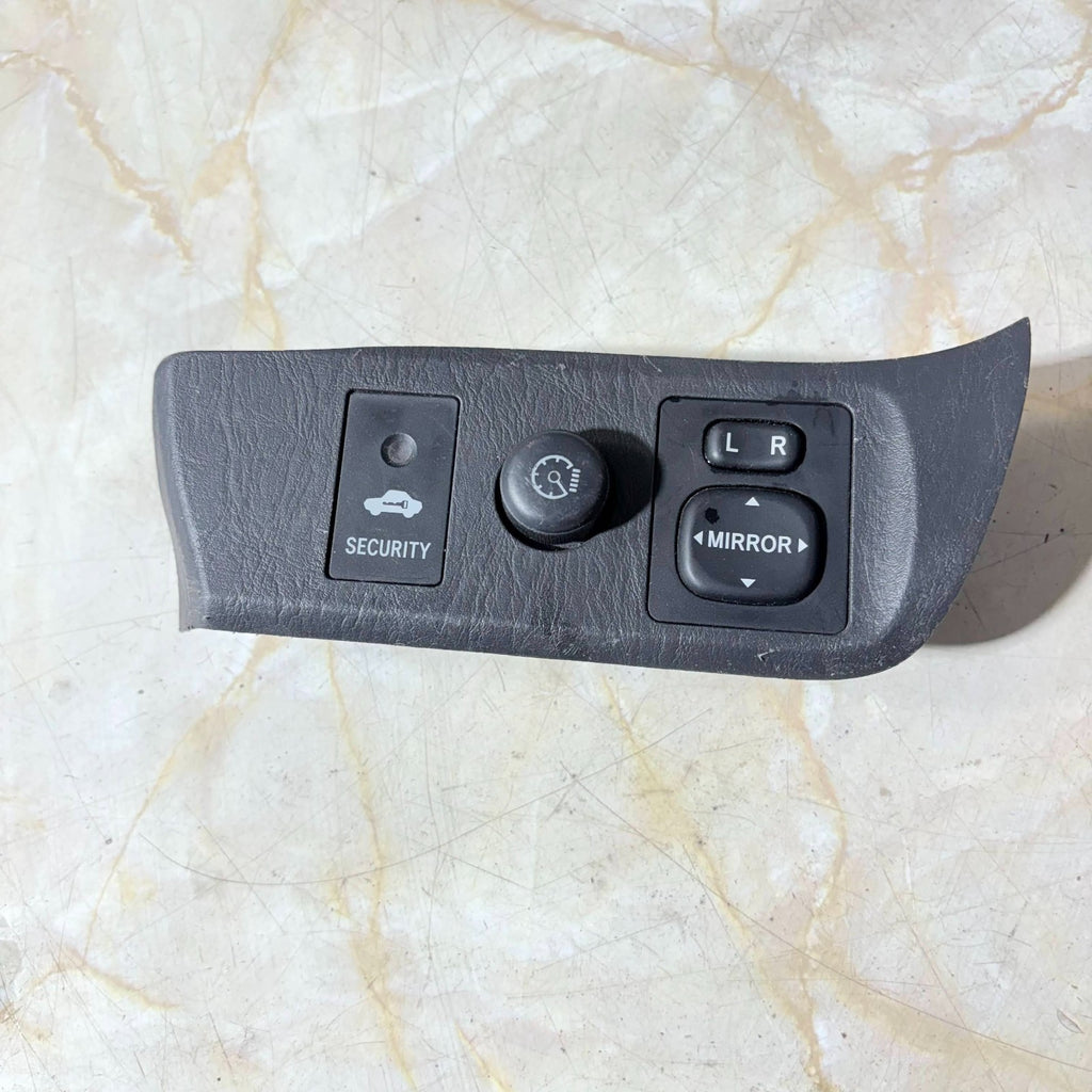 Toyota RAV4 Mk2 XA20 2001-2005 Wing Mirror Switch Dimmer Panel Trim 55446-42020