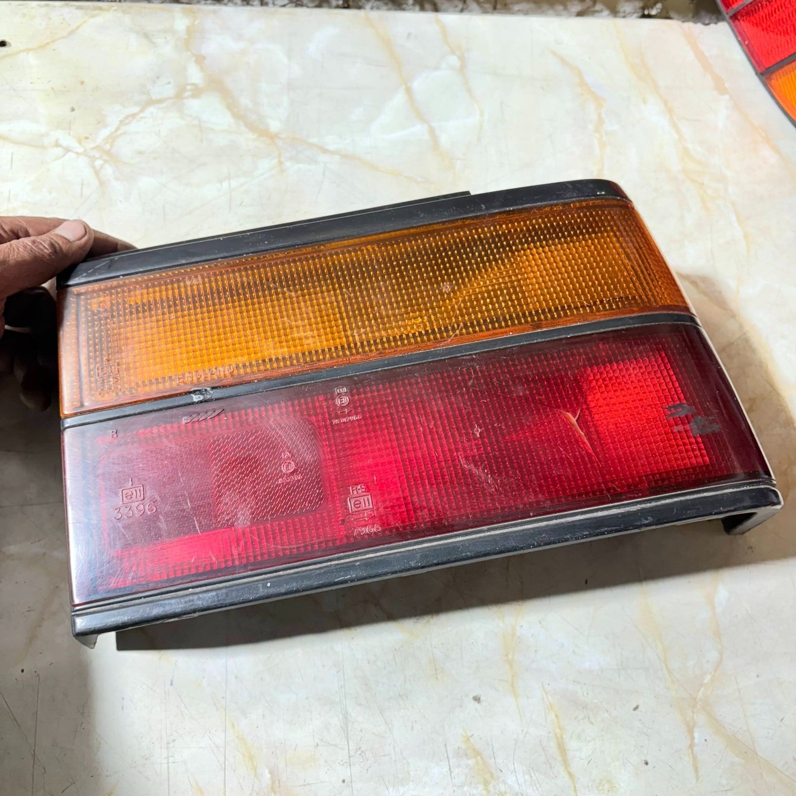 86-87 Civic 4Dr RearRight Taillight Combination Brake Signal Stop Lamp