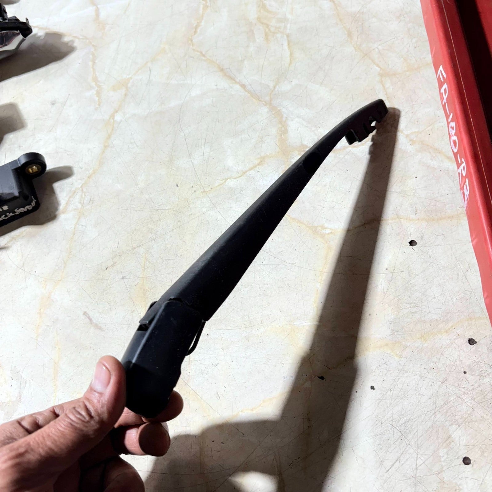Mitsubishi Lancer Sportback 2010-2011 5 Door Rear Windscreen Wiper Arm 8253A079
