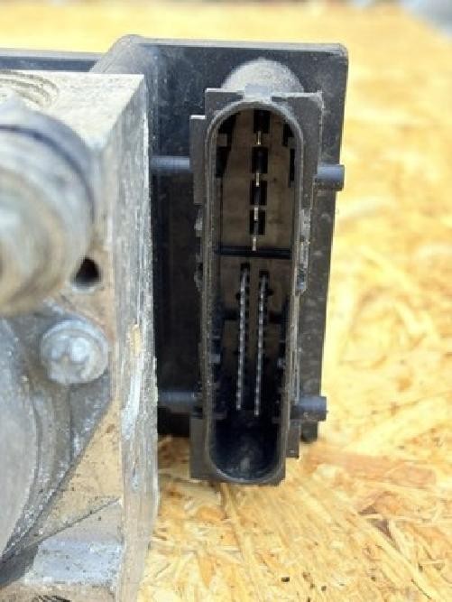 Nissan Qashqai J10 ABS Pump Control Module 0265800609 47660JD000 2007-2013