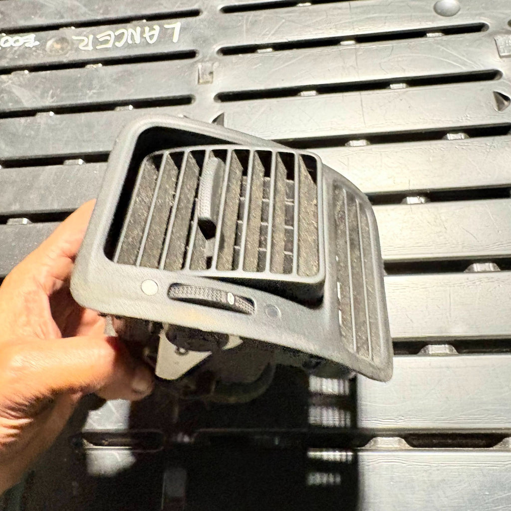 HONDA CRV 2006-2012 FRONT RIGHT DRIVER SIDE DASHBOARD AIR VENT