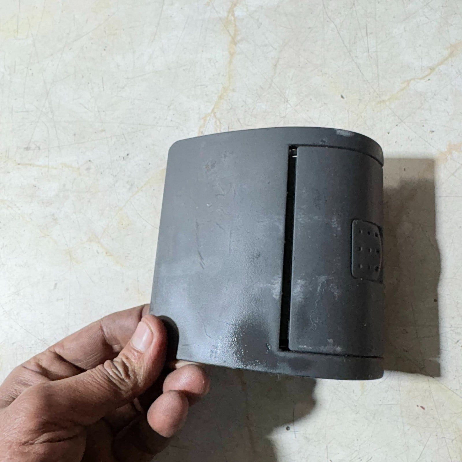 VAUXHALL COMBO 2001-2011 CAR DERIVED VAN ASHTRAY (FRONT) 09114445
