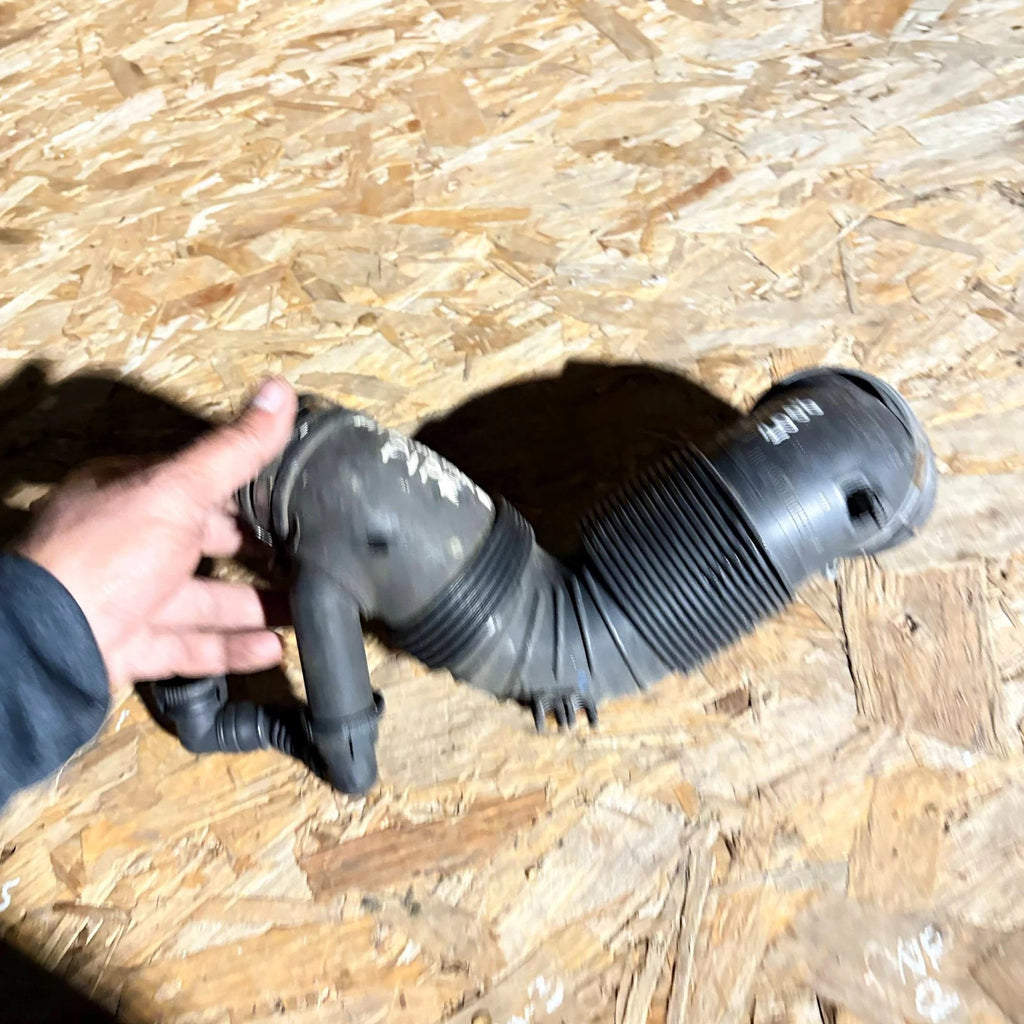SEAT LEON FR 3C0129654M AIR INTAKE DUCT PIPE 1.9/2.0 TDI 2005-2012