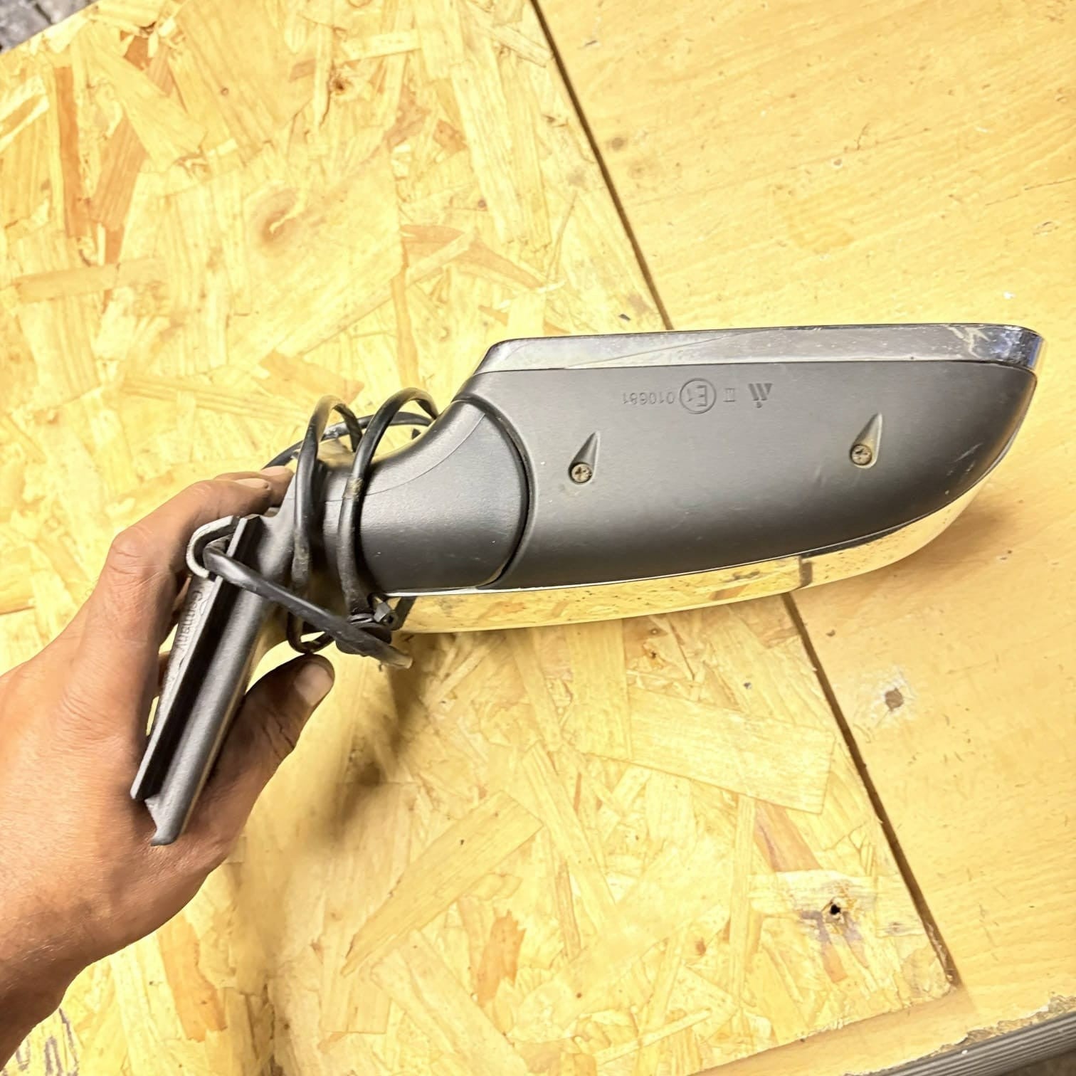 Audi A4 2009 RH Driver Offside Electric Door Wing Mirror Grey 10-Pin 010681