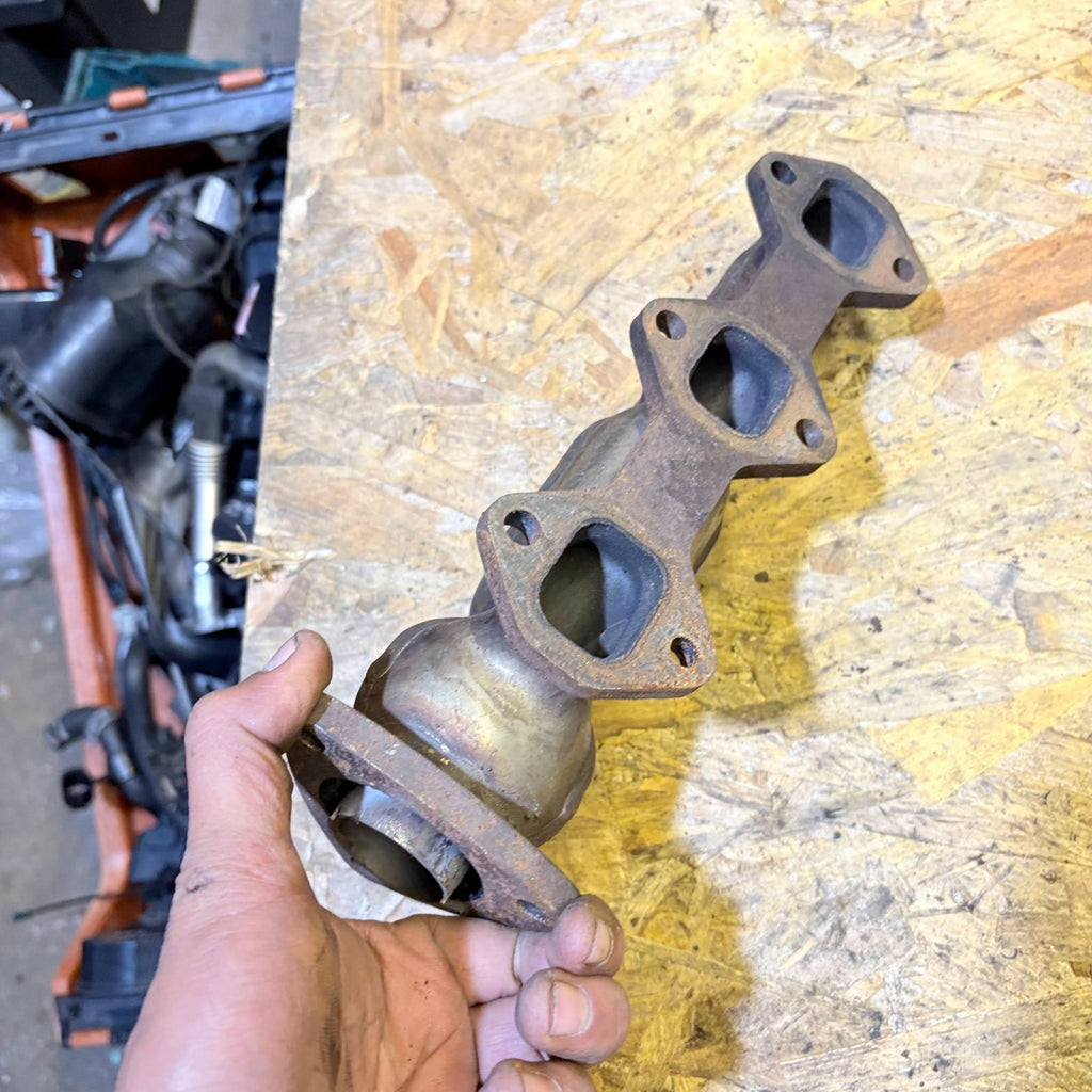 Skoda Superb 2001-2008 mk1 RIGHT SIDE EXHAUST MANIFOLD