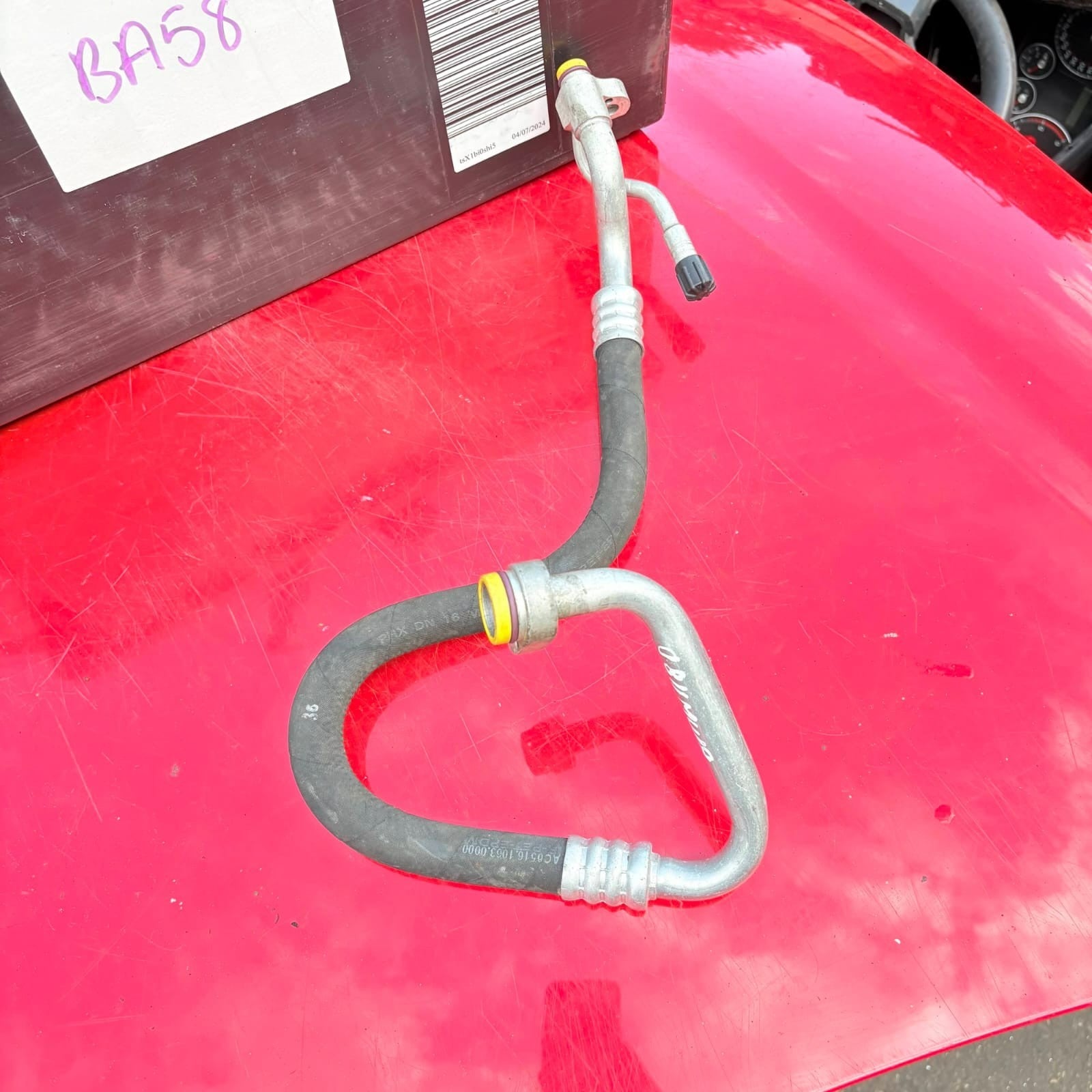 BMW 123D 2010 AIR CON PIPE A/C HOSE 52529410