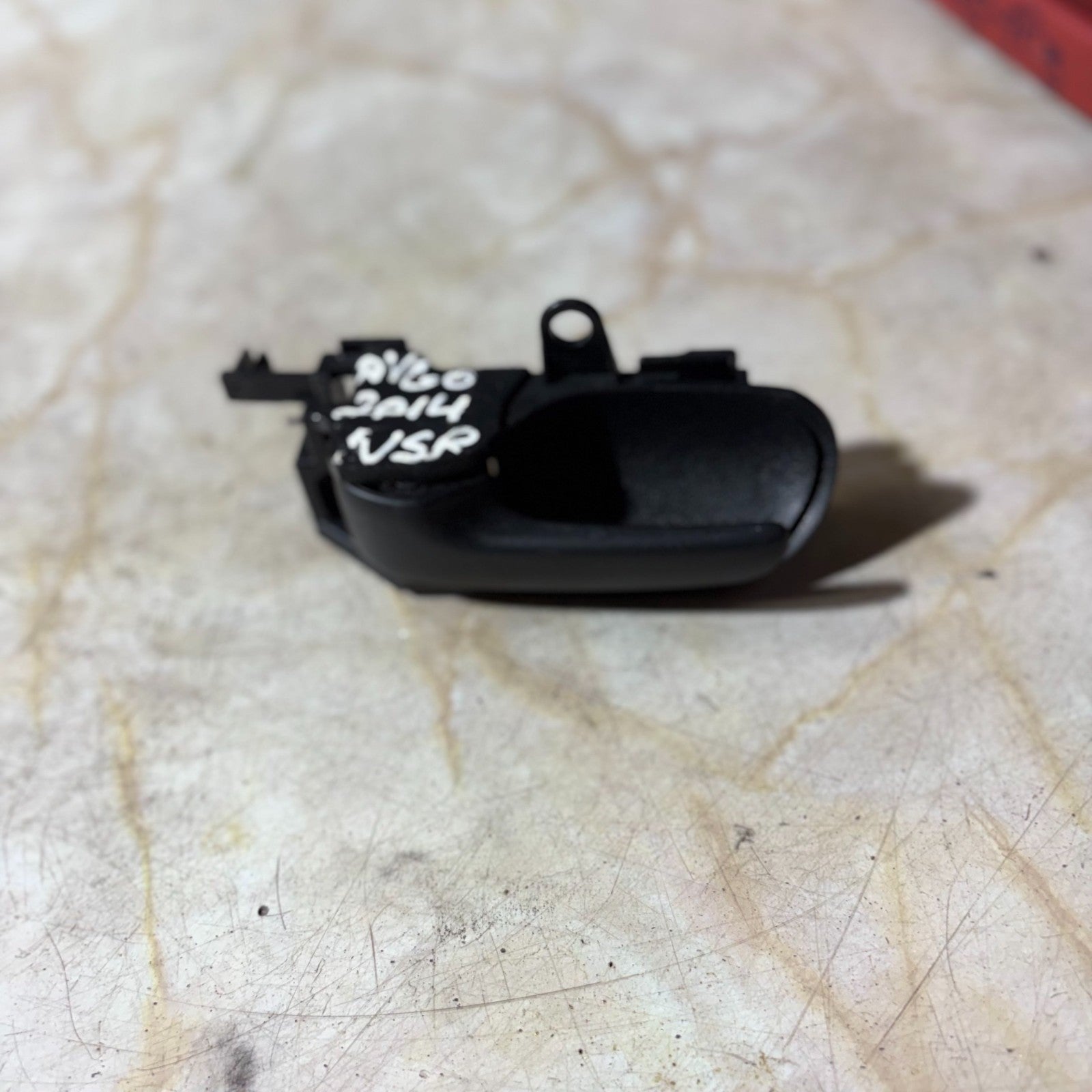 2005-2014 TOYOTA AYGO NSR PASSENGERS SIDE REAR LEFT INNER DOOR HANDLE