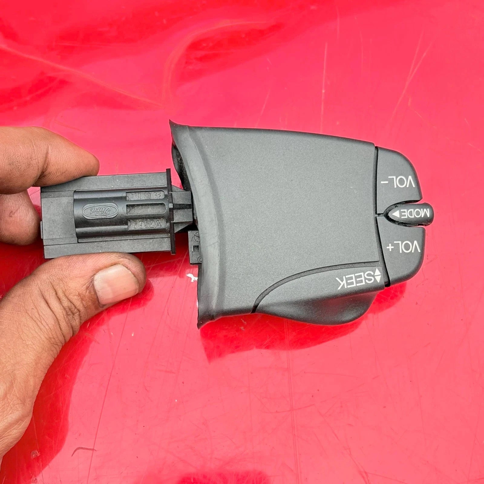 FORD FIESTA2008 STEERING WHEEL AUDIO CONTROL STALK