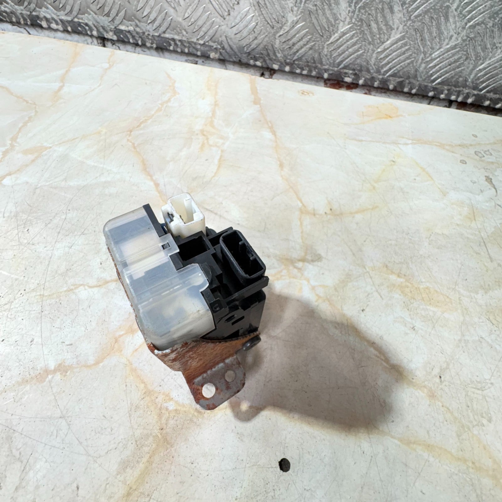 Toyota Prius 2004-2009 Smart Key Slot Reader Ignition Holder 626399-000 RI-24KTY