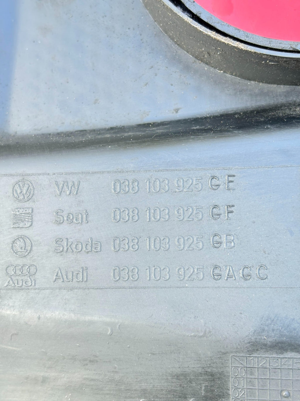 SKODA FABIA ENGINE COVER 038103925GB 1998-2006