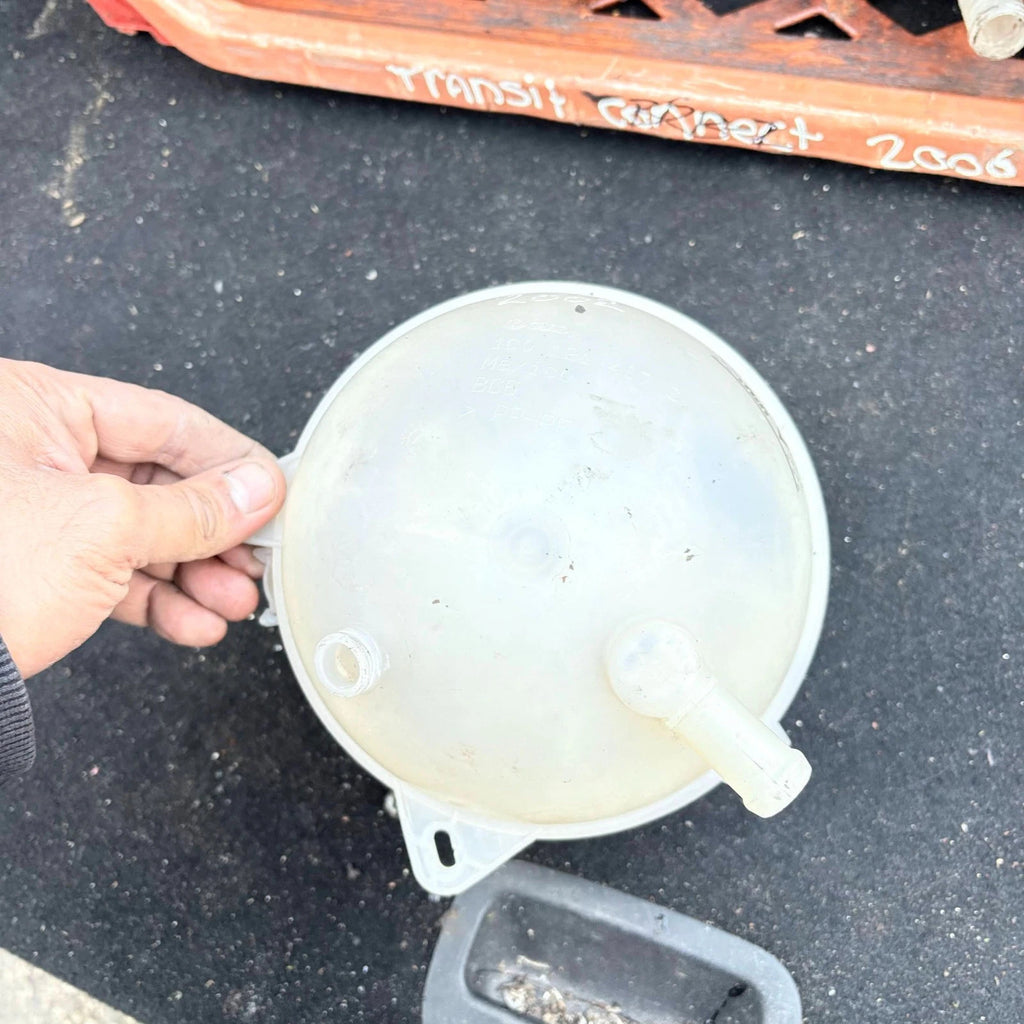 VOLKSWAGEN BEETLE 2002 COOLANT EXPANSION TANK
