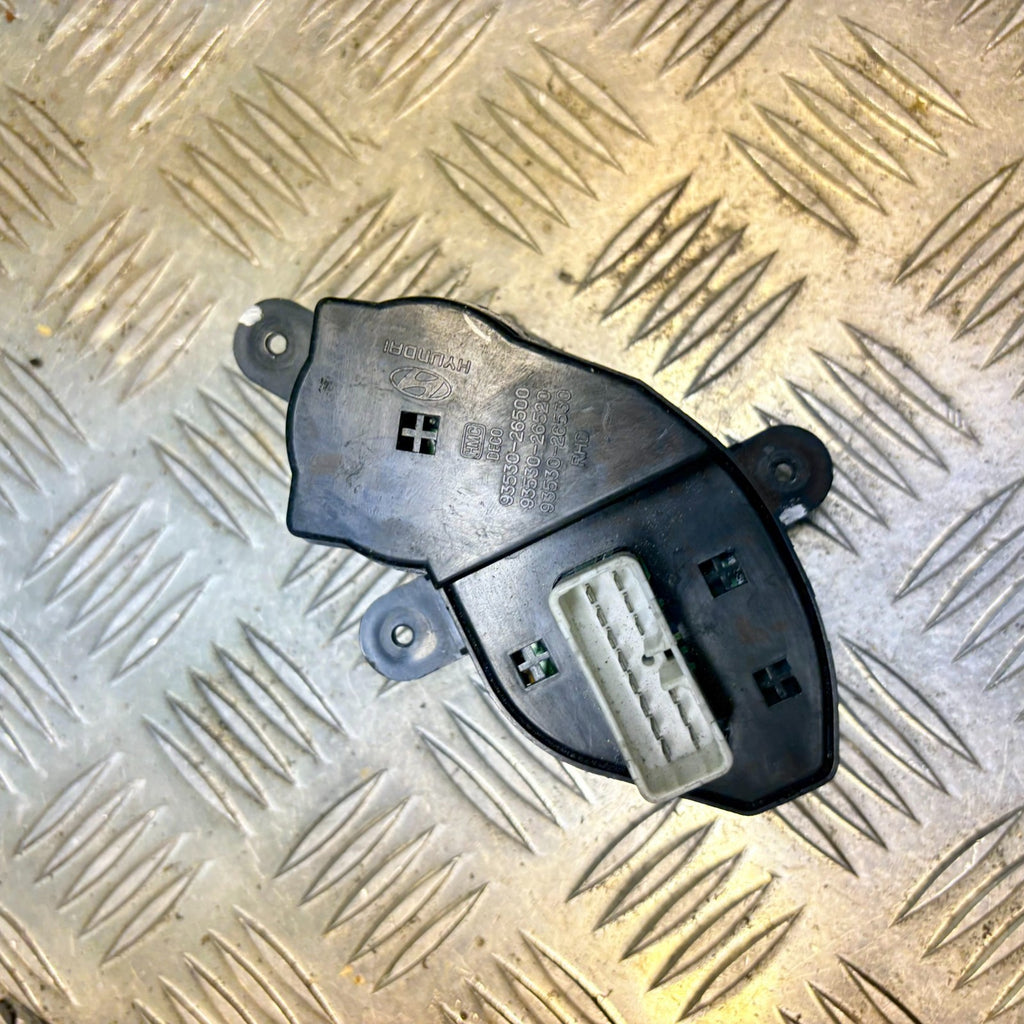 Hyundai Santa Fe 2001-2006 Mirror Control + Door Lock Switch 93530-26500
