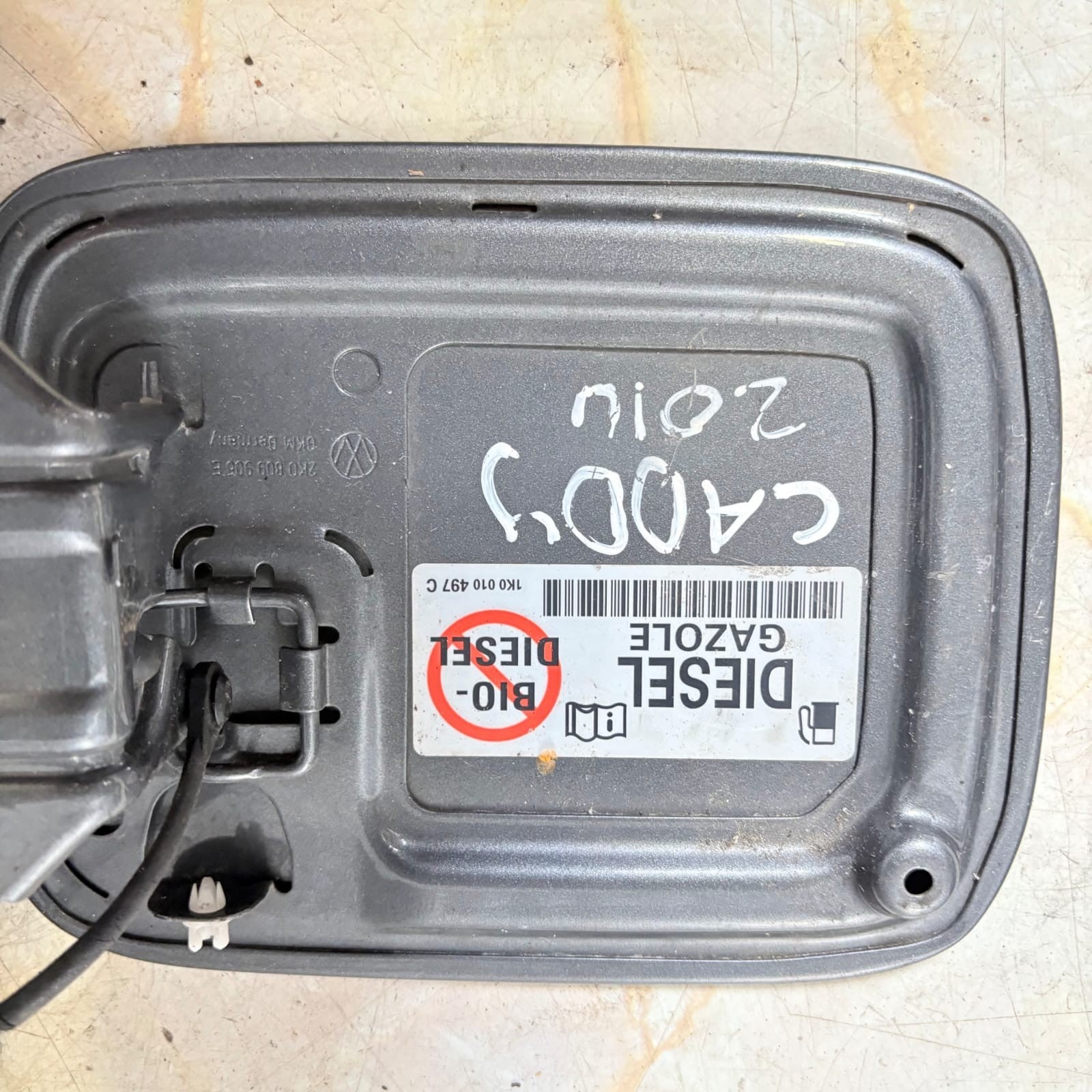 Nissan X Trail T32 2010 Fuel Flap Cover Cap KAD 284647532831