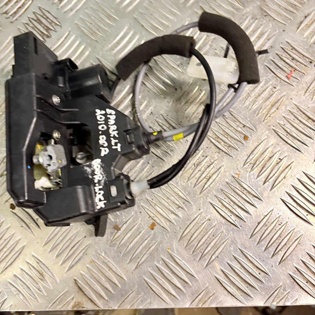 CHEVROLET SPARK LT 2010-2015 MK1 O/S DRIVERS REAR RIGHT DOOR LOCK CATCH
