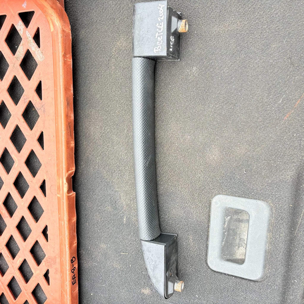 VW NEW BEETLE 2000-2010 LEFT PASSENGER SIDE ROOF INTERIOR GRAB HANDLE TRIM