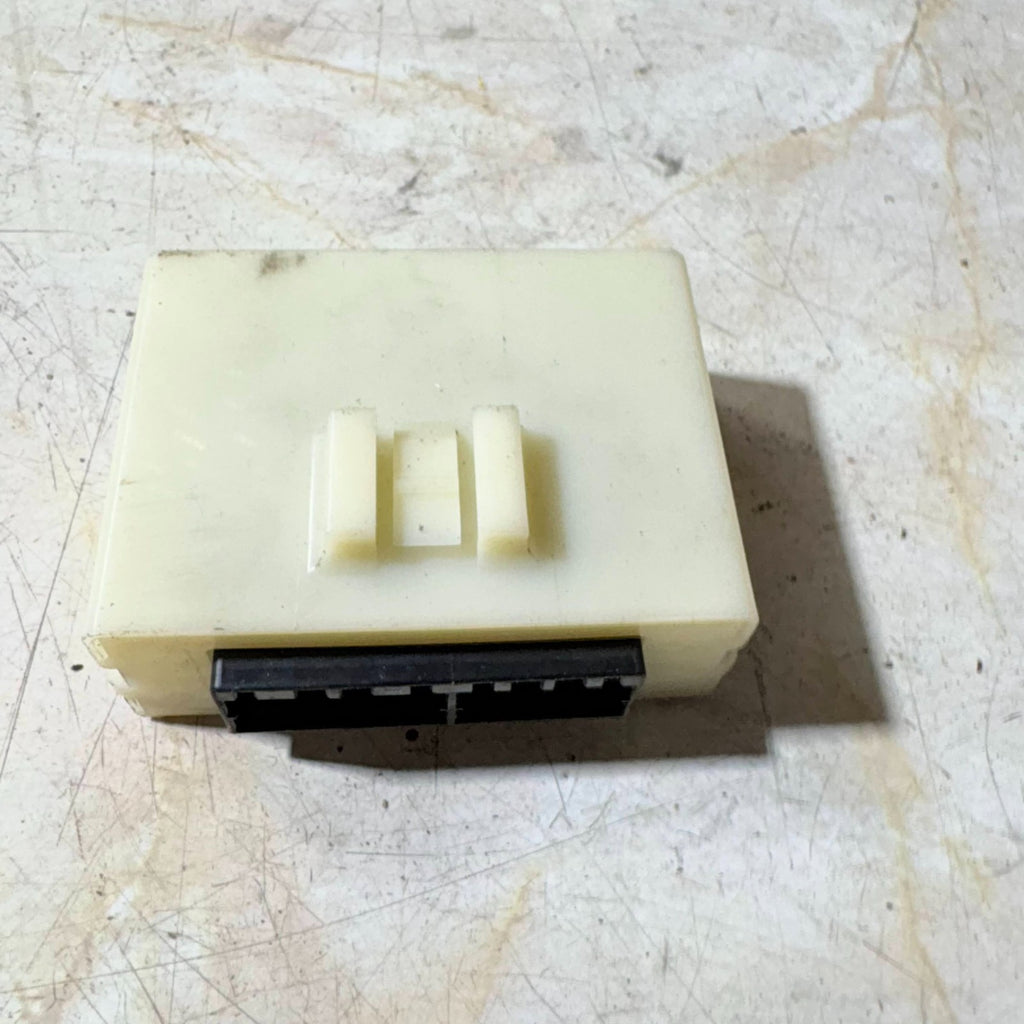 Honda Cr-V (2004 ) mk2 Central Locking Control Module ECU 39880-SCA-E01-M1