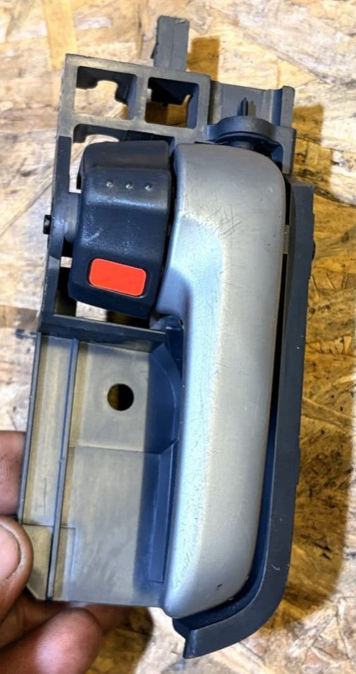 SUZUKI Alto 2009 Driver Rear Interior Door Handle 83110-75J0-PIA-02