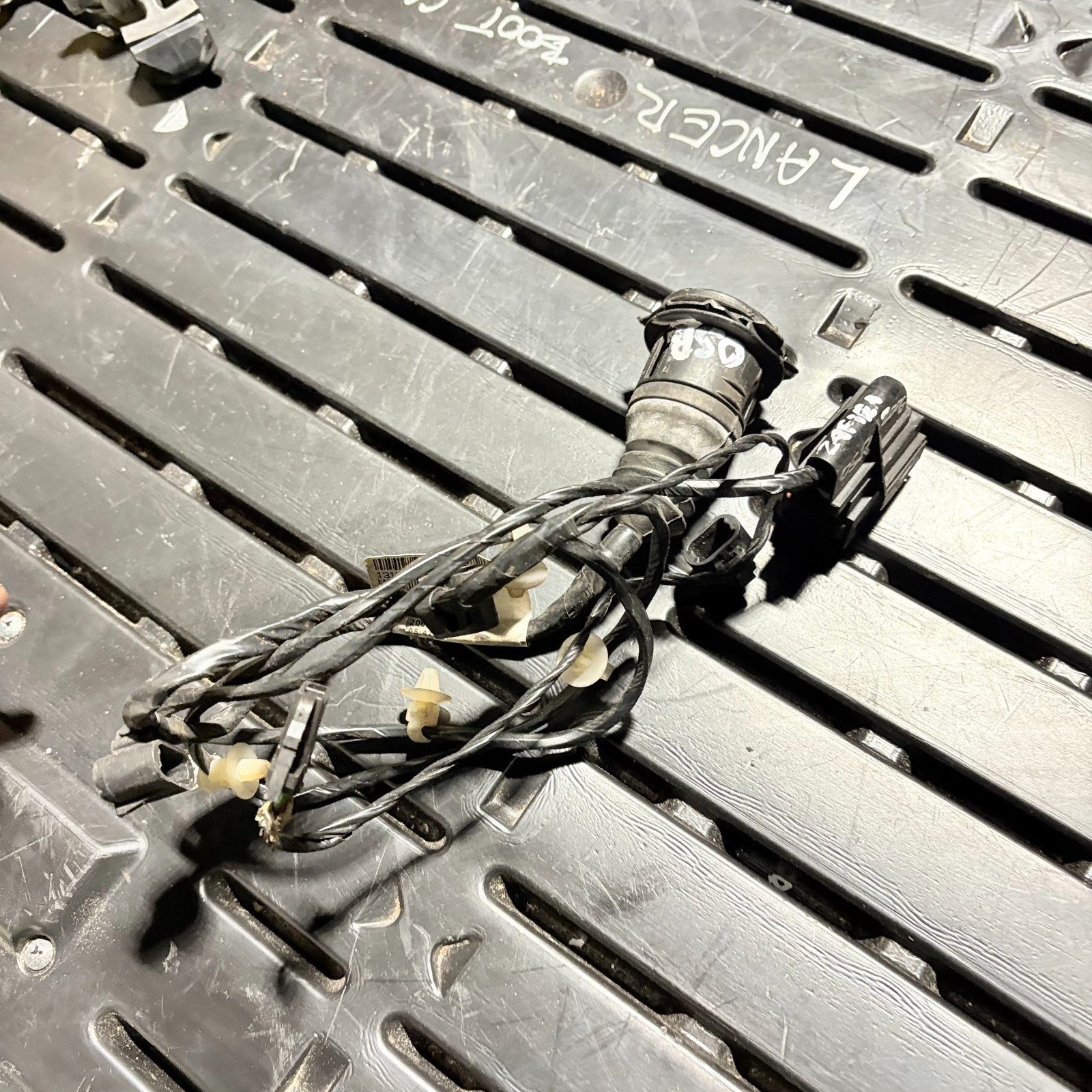 VAUXHALL ZAFIRA B 2005-2014 REAR RIGHT DOOR WIRING LOOM HARNESS 13158681
