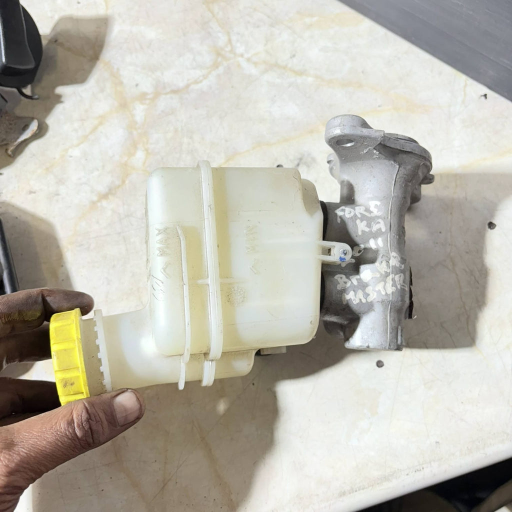 Ford Ka 1.2 RU8 Mk2 2008-2016 Brake Master Cylinder Reservoir 32069666 34069666