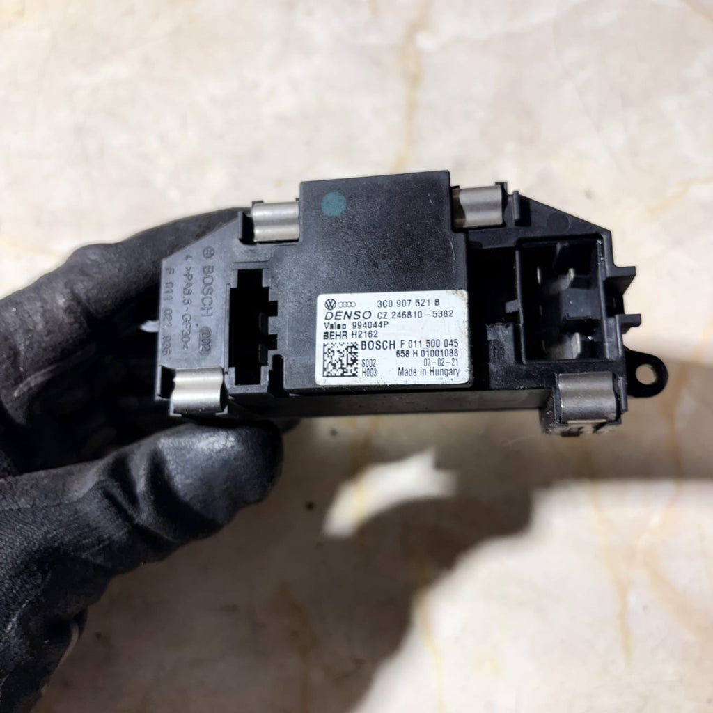 SEAT LEON FR MK2 2006-2012 HEATER BLOWER MOTOR CONTROL REGULATOR 3C0907521B