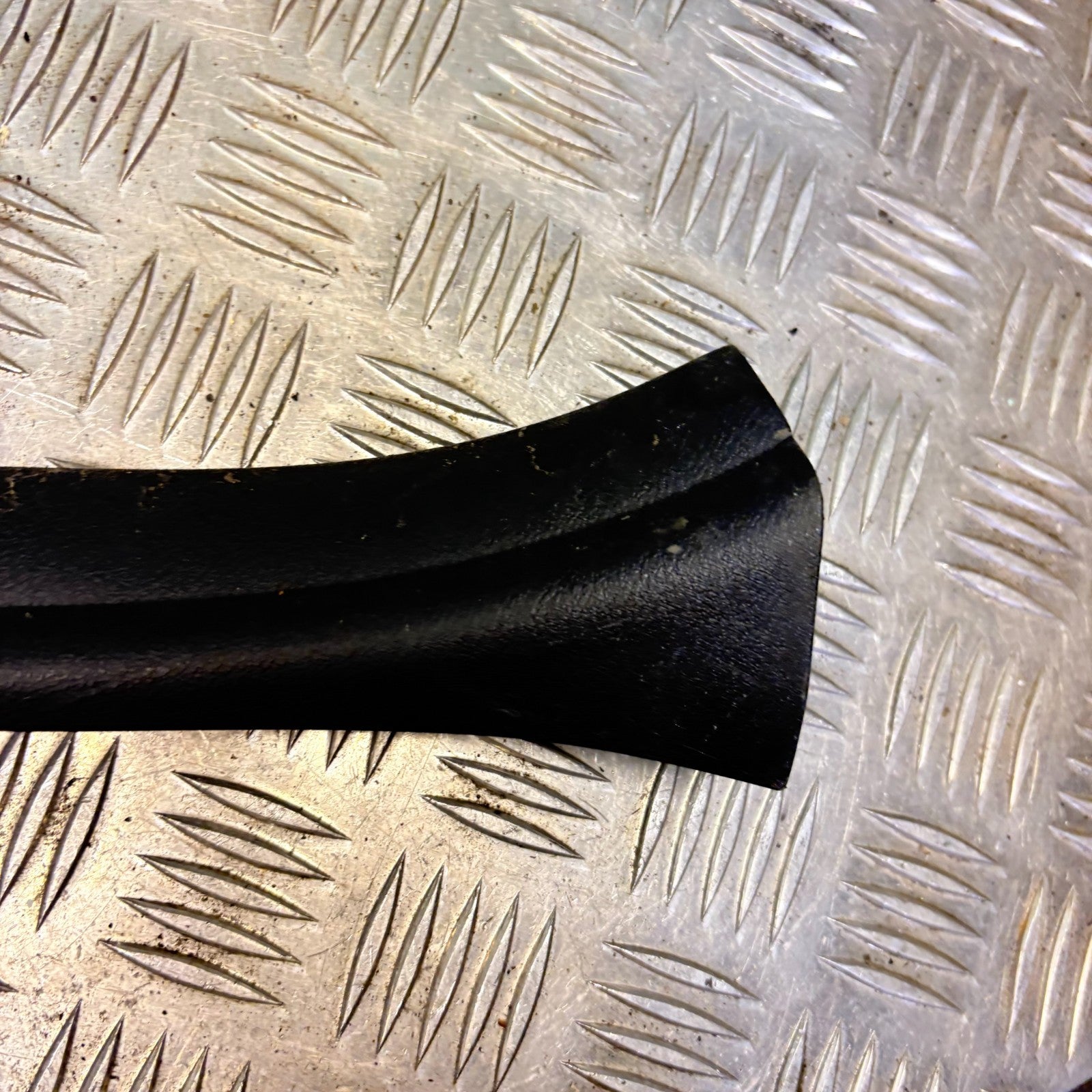 06-12 Honda Civic 84211-SMG-E Driver Right Rear Floor Carpet Trim Door Step
