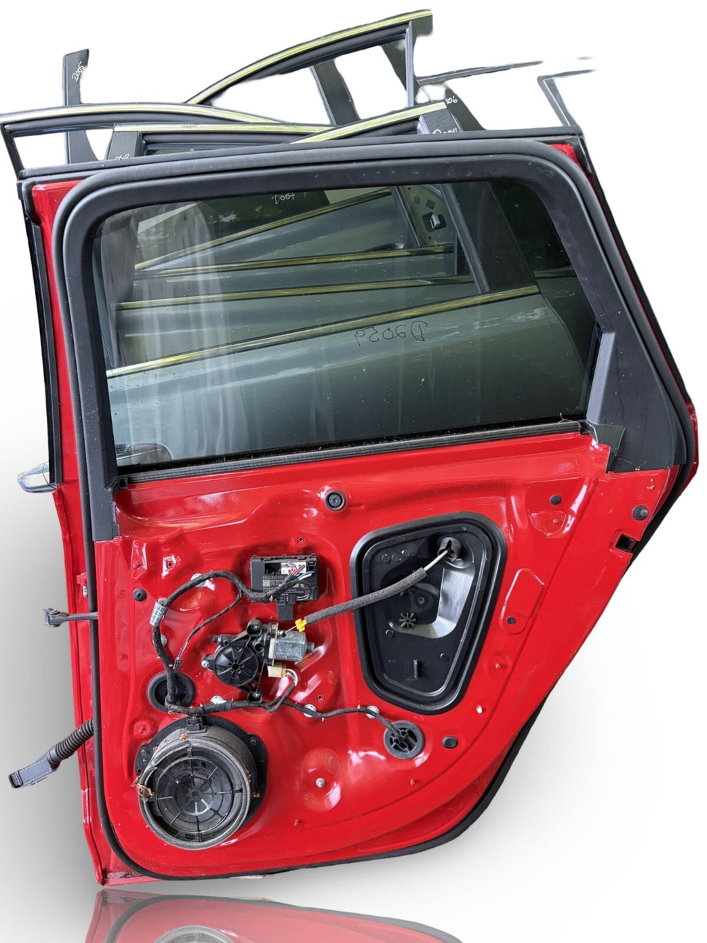 AUDI A4 B8 AVANT ESTATE 2008-2015 DRIVER SIDE REAR RIGHT DOOR IN RED