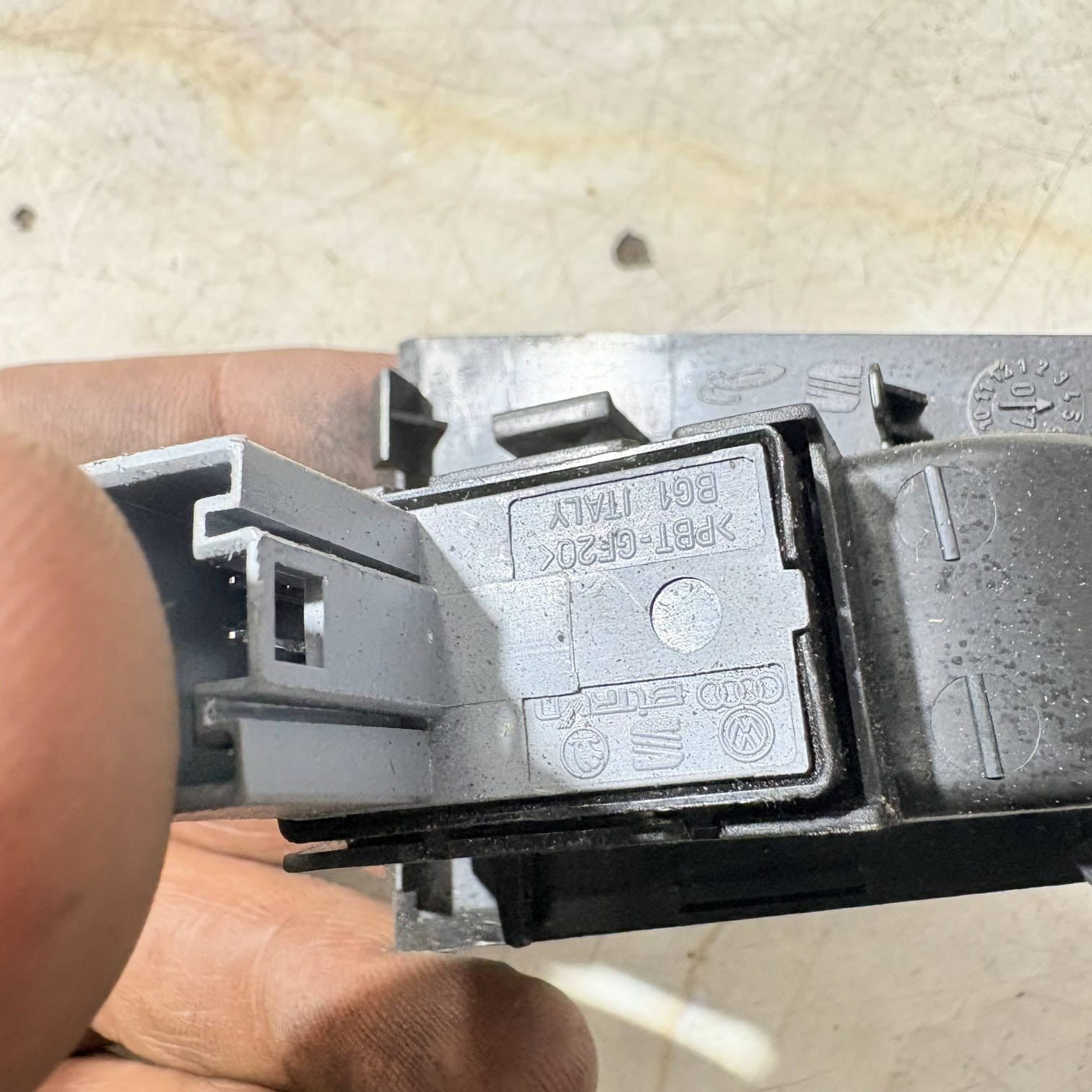 SEAT Leon MK2 1P 2005-2012 Rear Right OSR Power Window Switch Trim 1P0867228A