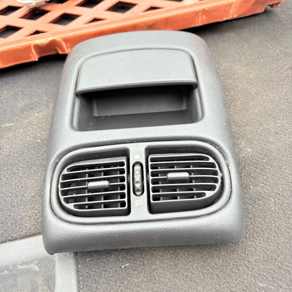 2007 Jaguar S Type Center Console Air Vent VB2560