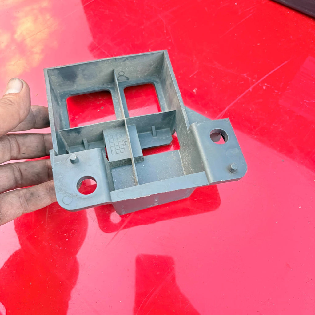 Mercedes Sprinter W906 NCV3 2010-2013 Front Right Bumper Bracket A9068850263
