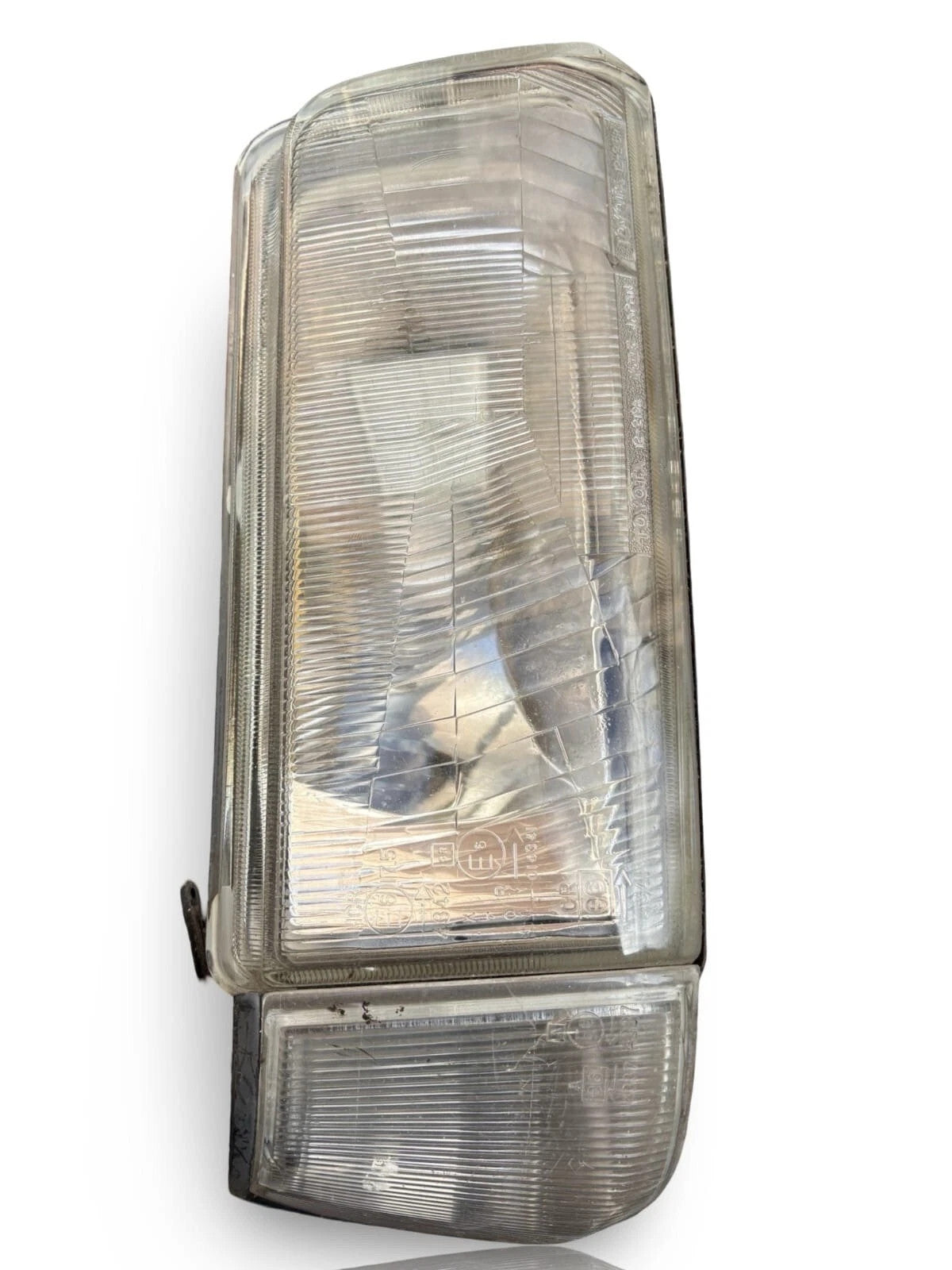1985 TOYOTA COROLLA OS DRIVER SIDE FRONT HEADLIGHT KOITO 100-74145