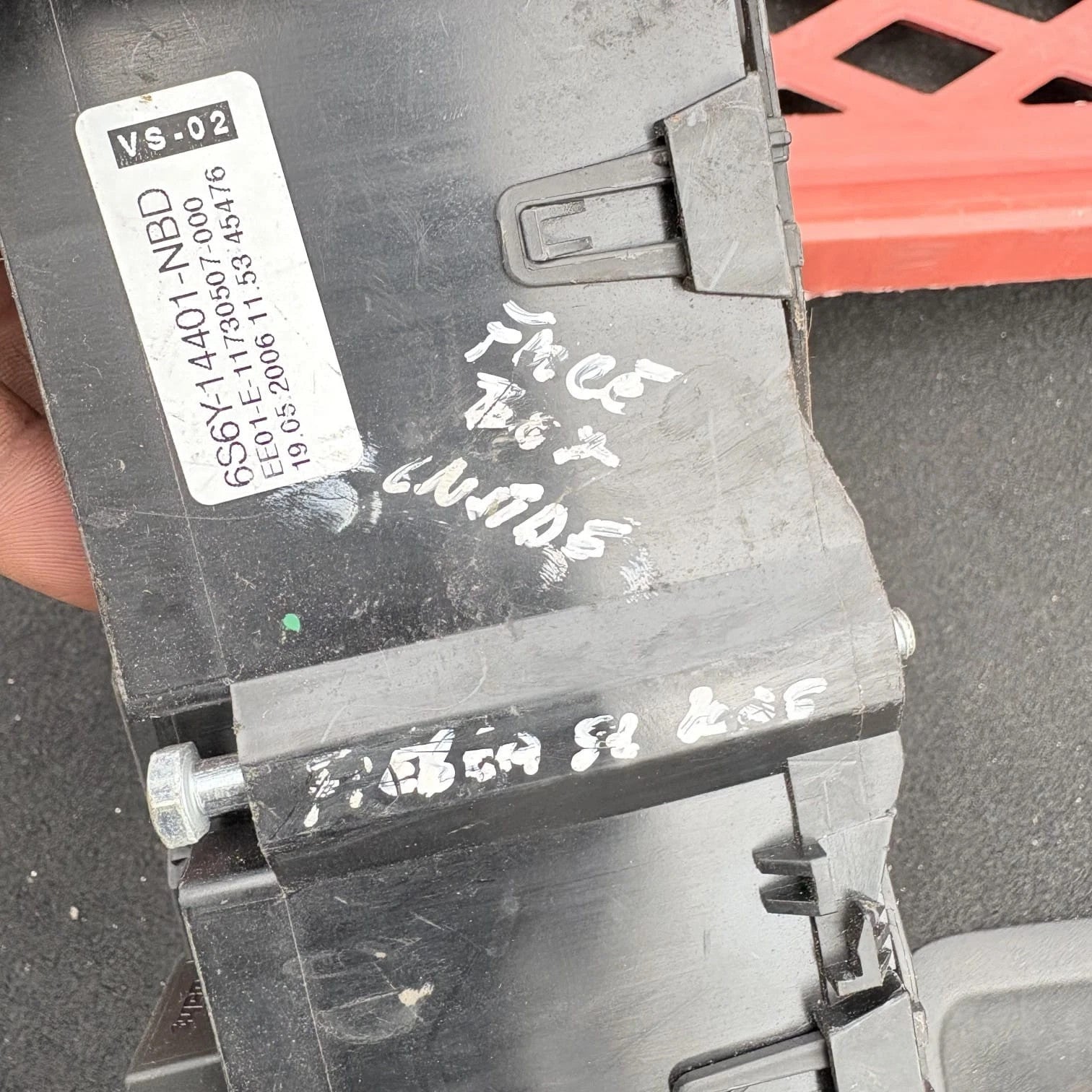 Ford Fiesta 2002-2008 Mk5 FUSE BOX 6S6Y14401