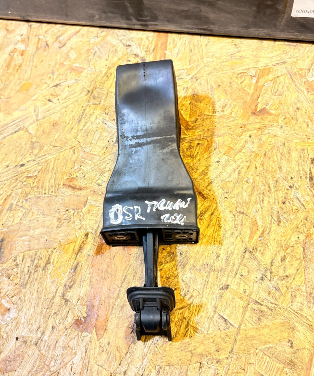 VW Tiguan 2011-2015 Rear Right Door Check Strap Stay Stopper 5N0839249A