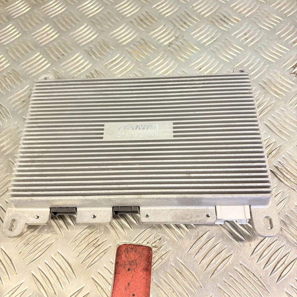 F42100001011 Toyota Camry Amp Audio Sound System Amplifier 12V 86280-AA073