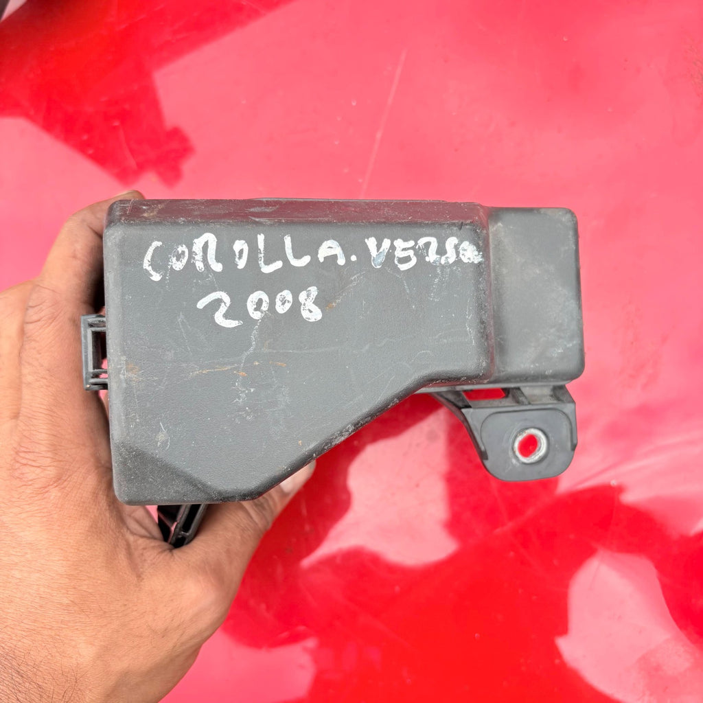 Toyota Corolla Verso 2004-2009 Fuse Box Relay Module Unit Engine Bay (2008)