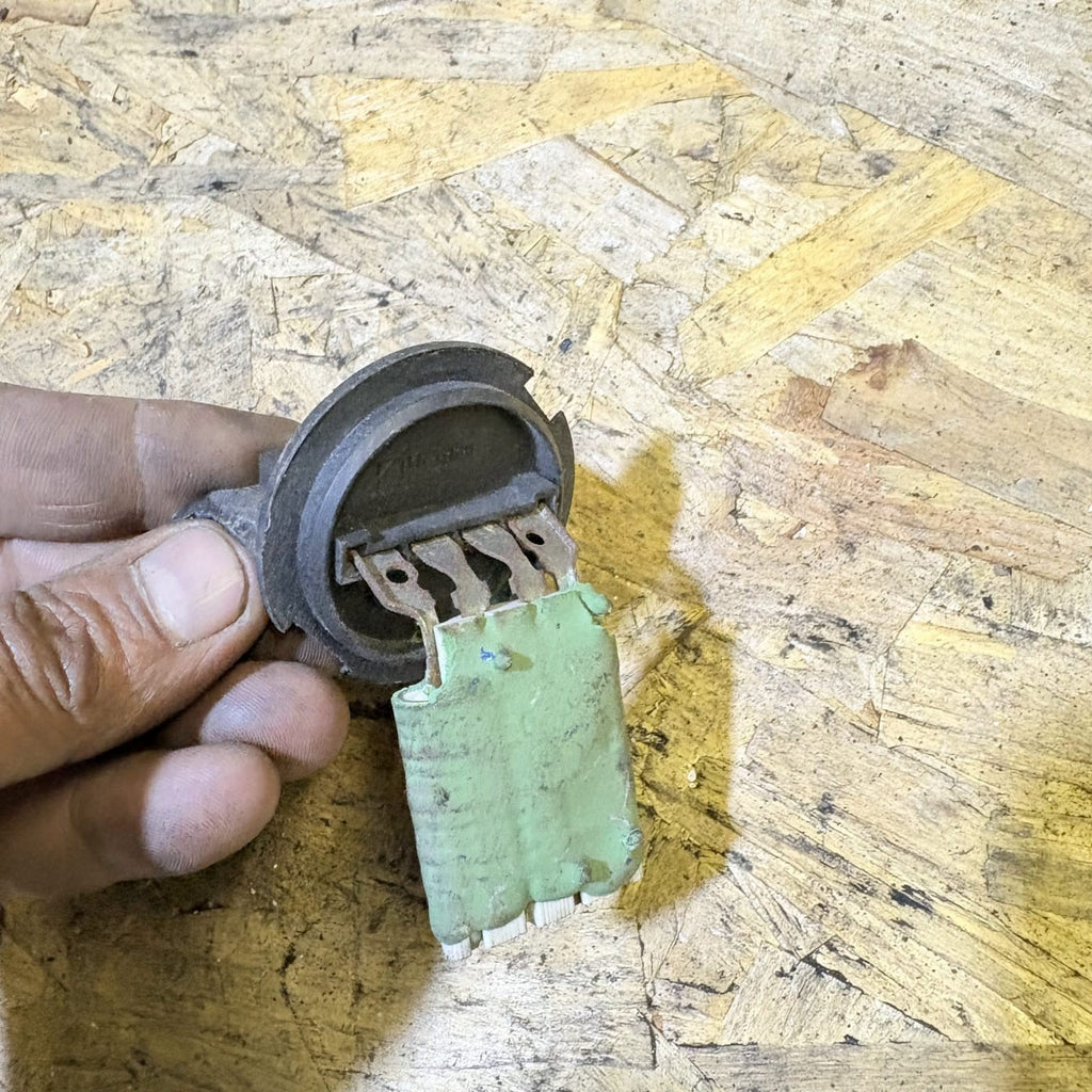 2019 MITSUBISHI COLT HEATER BLOWER FAN RESISTOR RELAY R27K