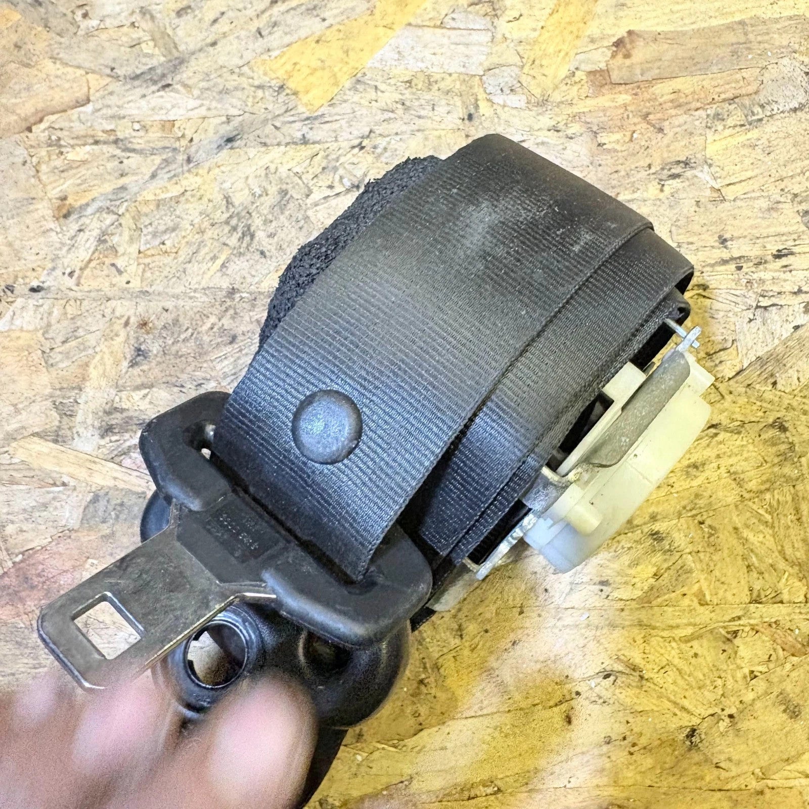 Ford B-Max MK1 2012-2017 Rear Left Seat Belt Passenger Nearside AV11-A611B69-AB