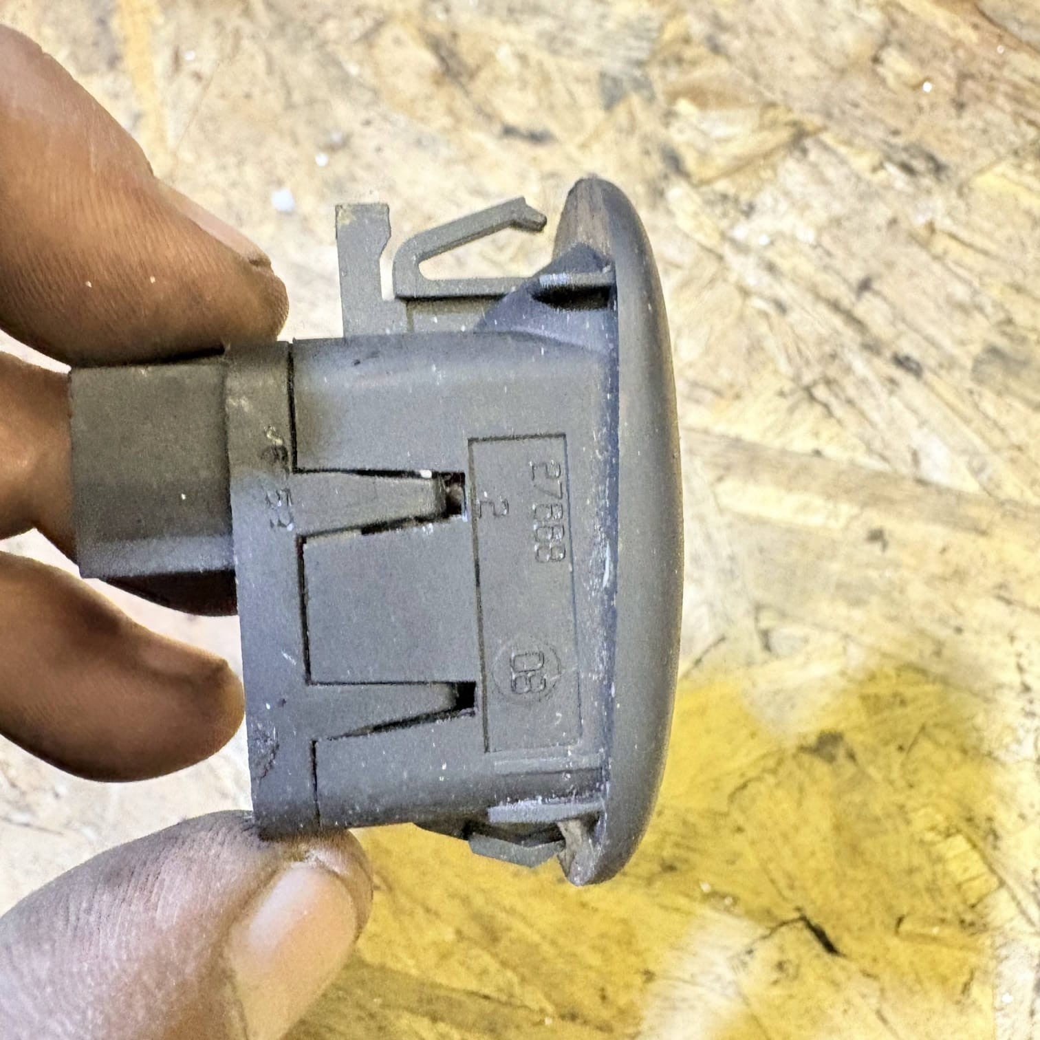 Citroen C3 2002-2005/C2 2003-2007 Front LH Electric Window Switch 96401469XT