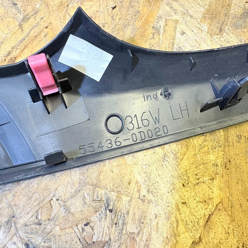 Toyota Yaris Mk2 XP90 3dr Passenger Dash End Trim Left 55436-0D020 11/05-07/11