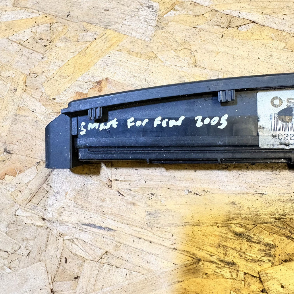 SMART FORFOUR 1.1 2005 HAZARD CENTRAL LOCKING FOG LIGHT SWITCH A4548202410