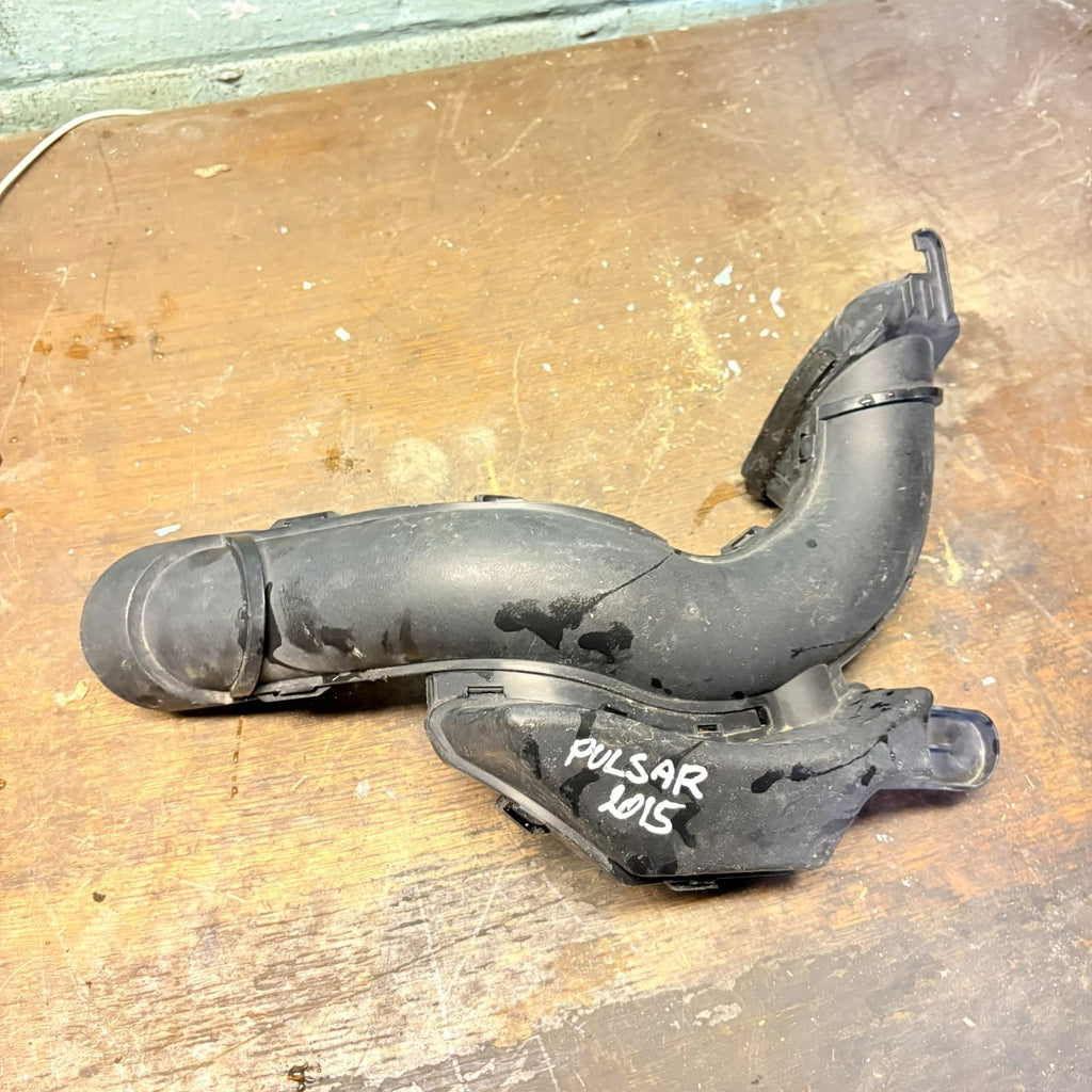 NISSAN PULSAR 1.2 PETROL AIR INTAKE INLET PIPE HOSE 3ZU0B 2015